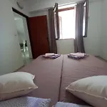 Rab - Adrijana & Aleksandra Apartman